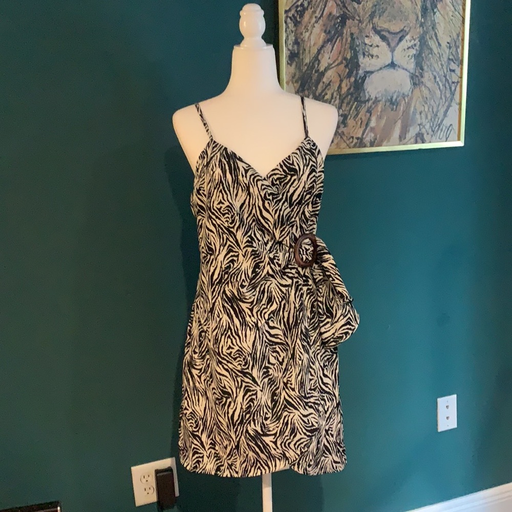 VICI NWT ZEBRA PRINT DRESS Size M (6-8)